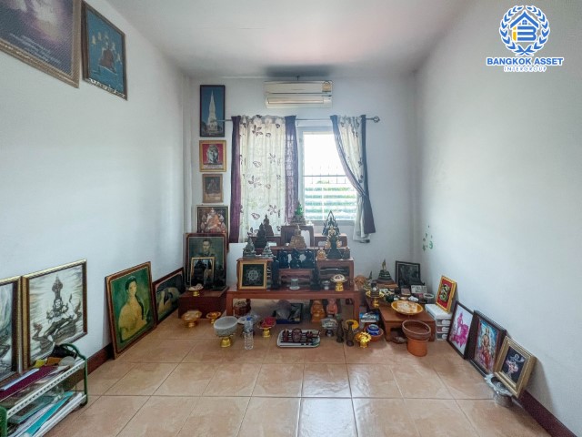 *****ทาวน์เฮ้าส์มือสองย่านกรุงเทพมหานคร ม.ศศิกานต์2 สรงประภา30 เนื้อที่กว้างถึง 28 ตร.ว. ฟังก์ชัน 3 ห้องนอน 2 ห้องน้ำ 2 ที่จอดรถ บ้านพื้นที่กว้างขวาง แถมฟรี! 3 เครื่องปรับอากาศ เดินทางสะดวกมาก บนทำเลใกล้สนามบินดอนเมือง รถไฟฟ้าสายสีแดง "สถานีดอนเมือง" ห้ามพลาด!